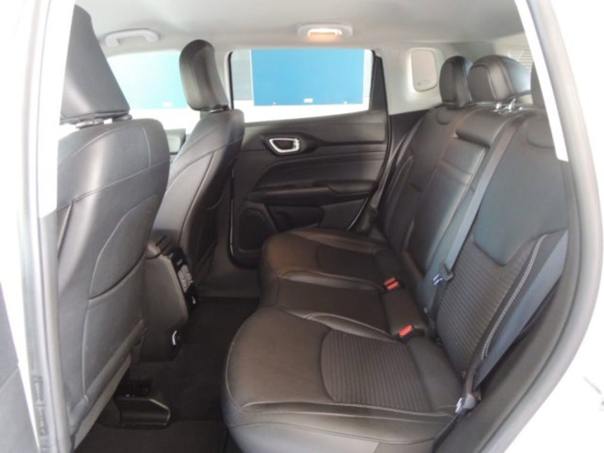 Jeep Compass 1.5 Turbo T4 130CV MHEV 2WD Limited (13)