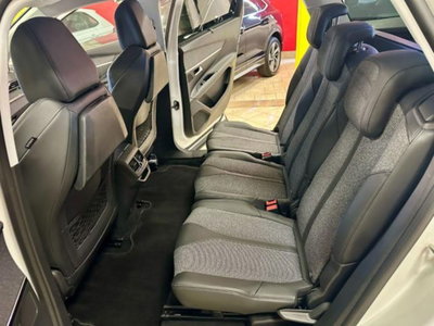 Peugeot 5008 PureTech Turbo 130 S&S EAT8 Allure (12)