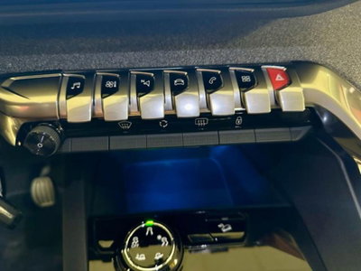 Peugeot 5008 PureTech Turbo 130 S&S EAT8 Allure (15)