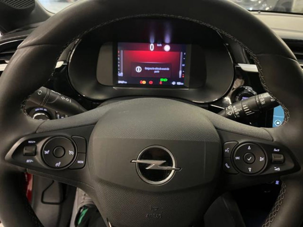 Opel Corsa 1.2 100 CV GS Line (5)