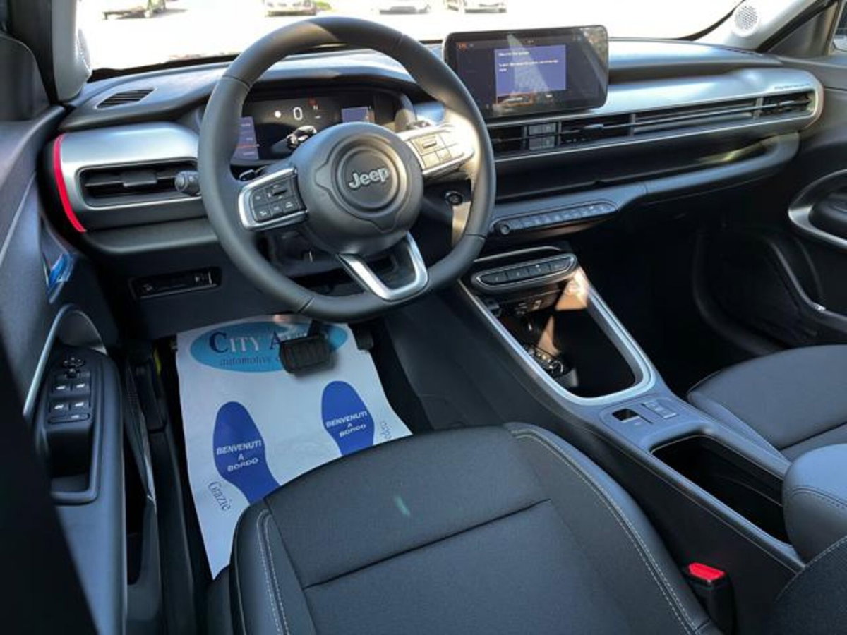 Jeep Avenger 1.2 turbo Summit fwd 100cv (11)