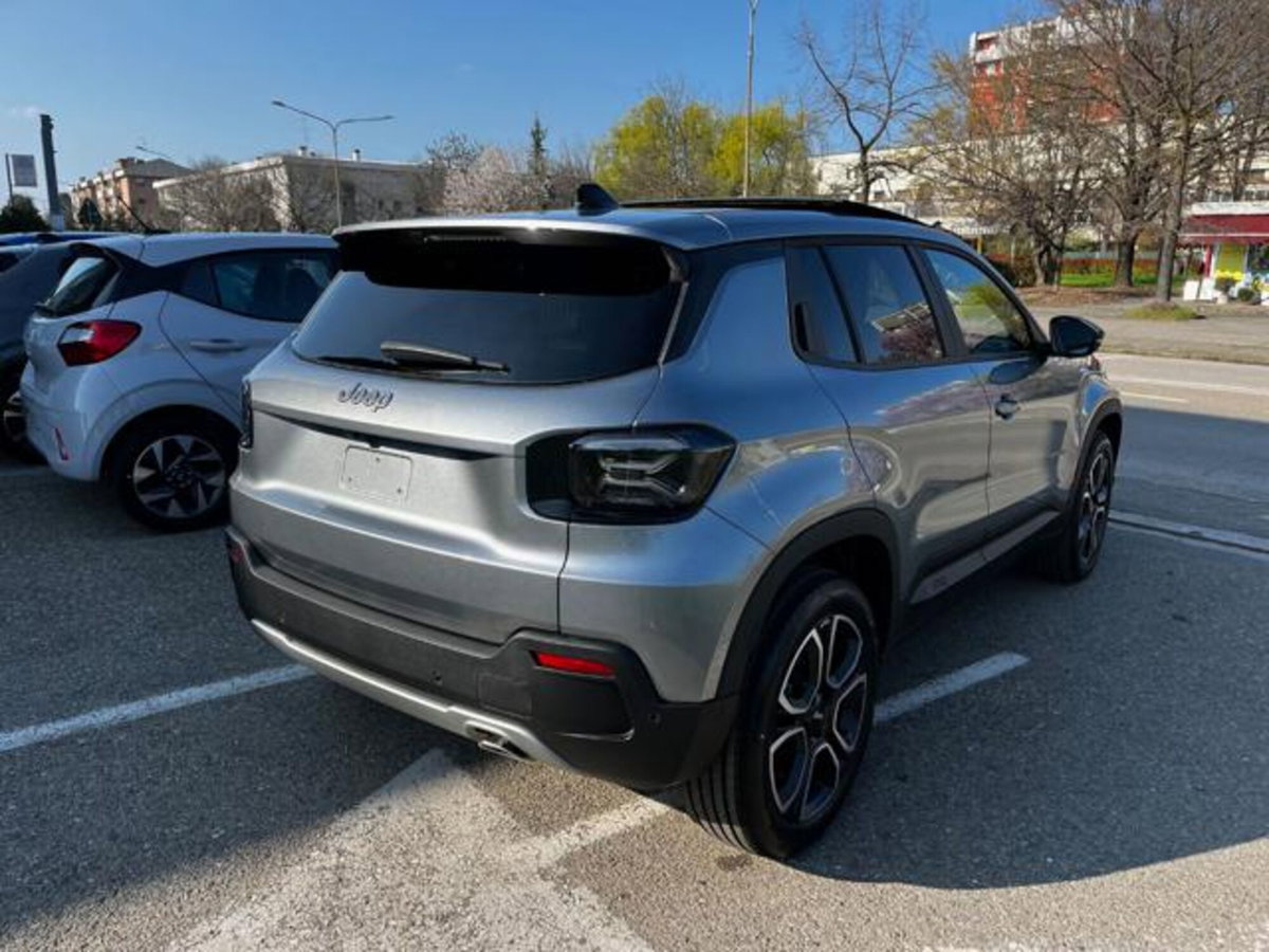 Jeep Avenger 1.2 turbo Summit fwd 100cv (3)
