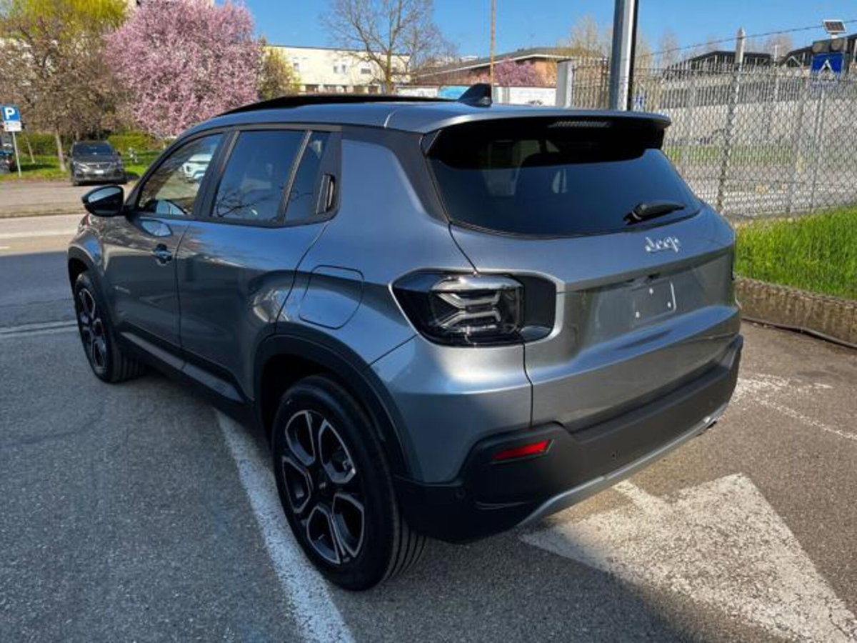 Jeep Avenger 1.2 turbo Summit fwd 100cv (4)