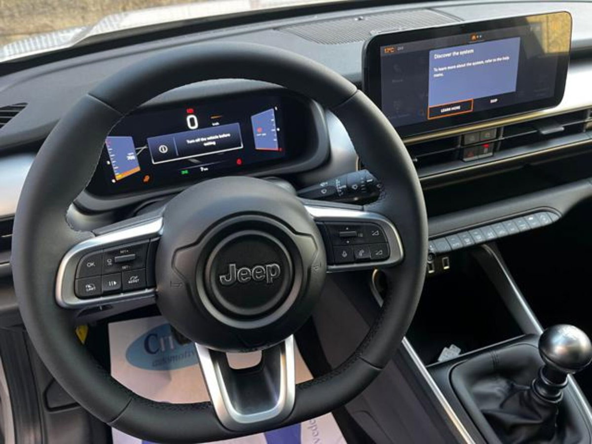 Jeep Avenger 1.2 turbo Summit fwd 100cv (9)