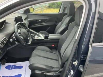 Peugeot 3008 PureTech Turbo 130 S&S EAT8 Allure (11)