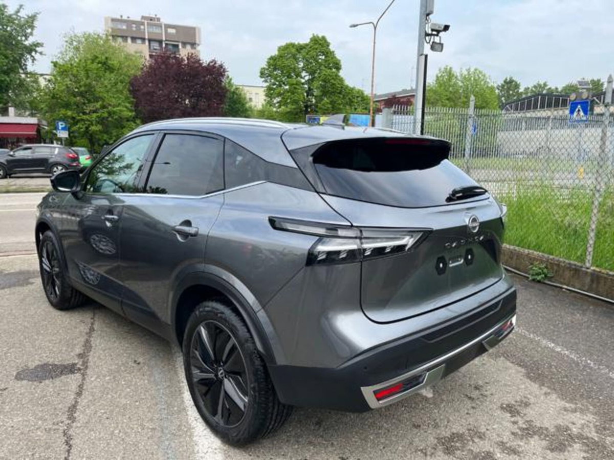 Nissan Qashqai 1.3 mhev Tekna 4wd 158cv xtronic (3)