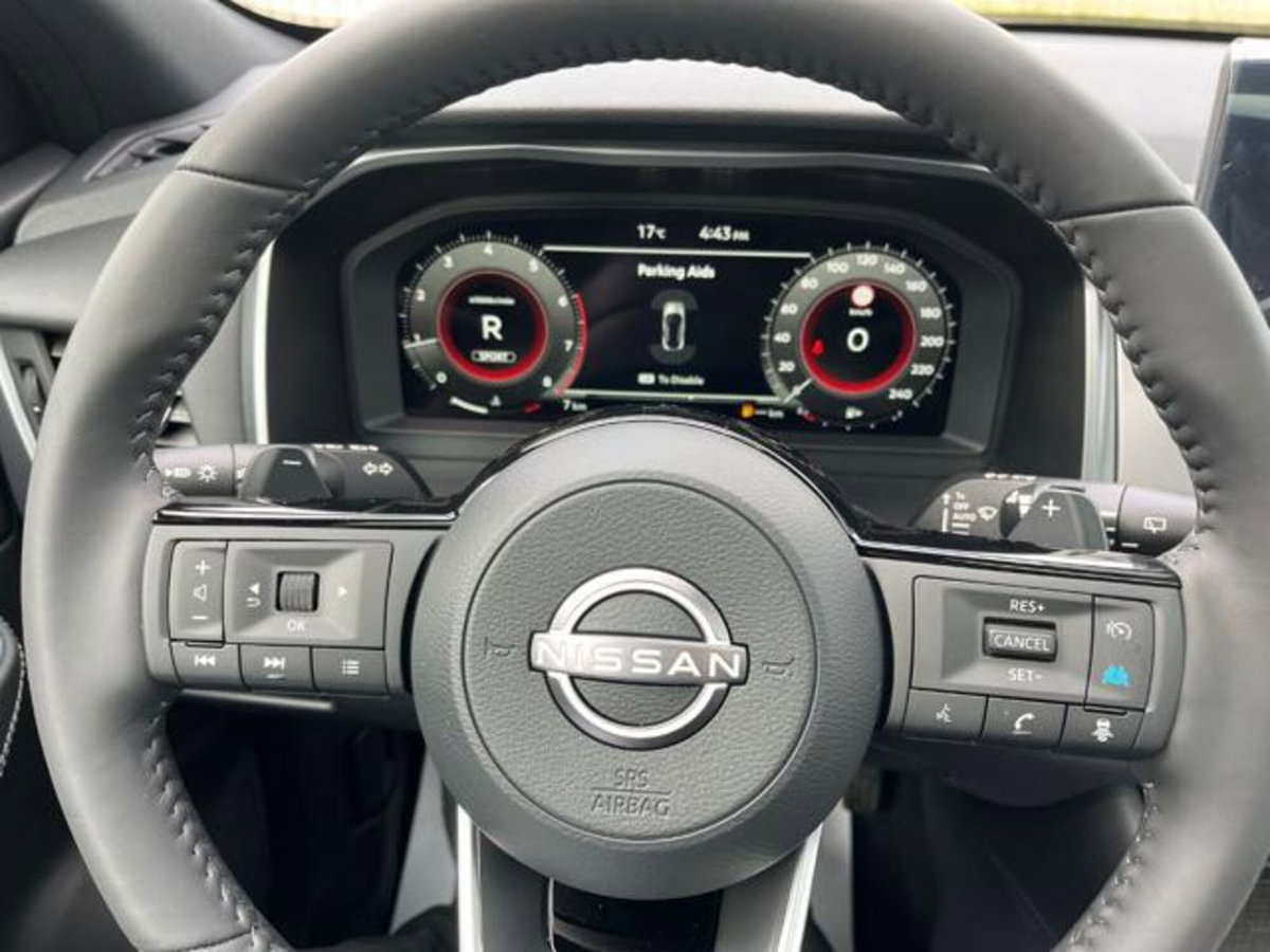 Nissan Qashqai 1.3 mhev Tekna 4wd 158cv xtronic (5)