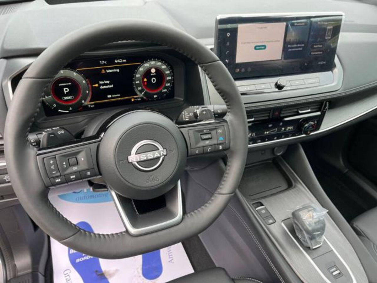 Nissan Qashqai 1.3 mhev Tekna 4wd 158cv xtronic (9)