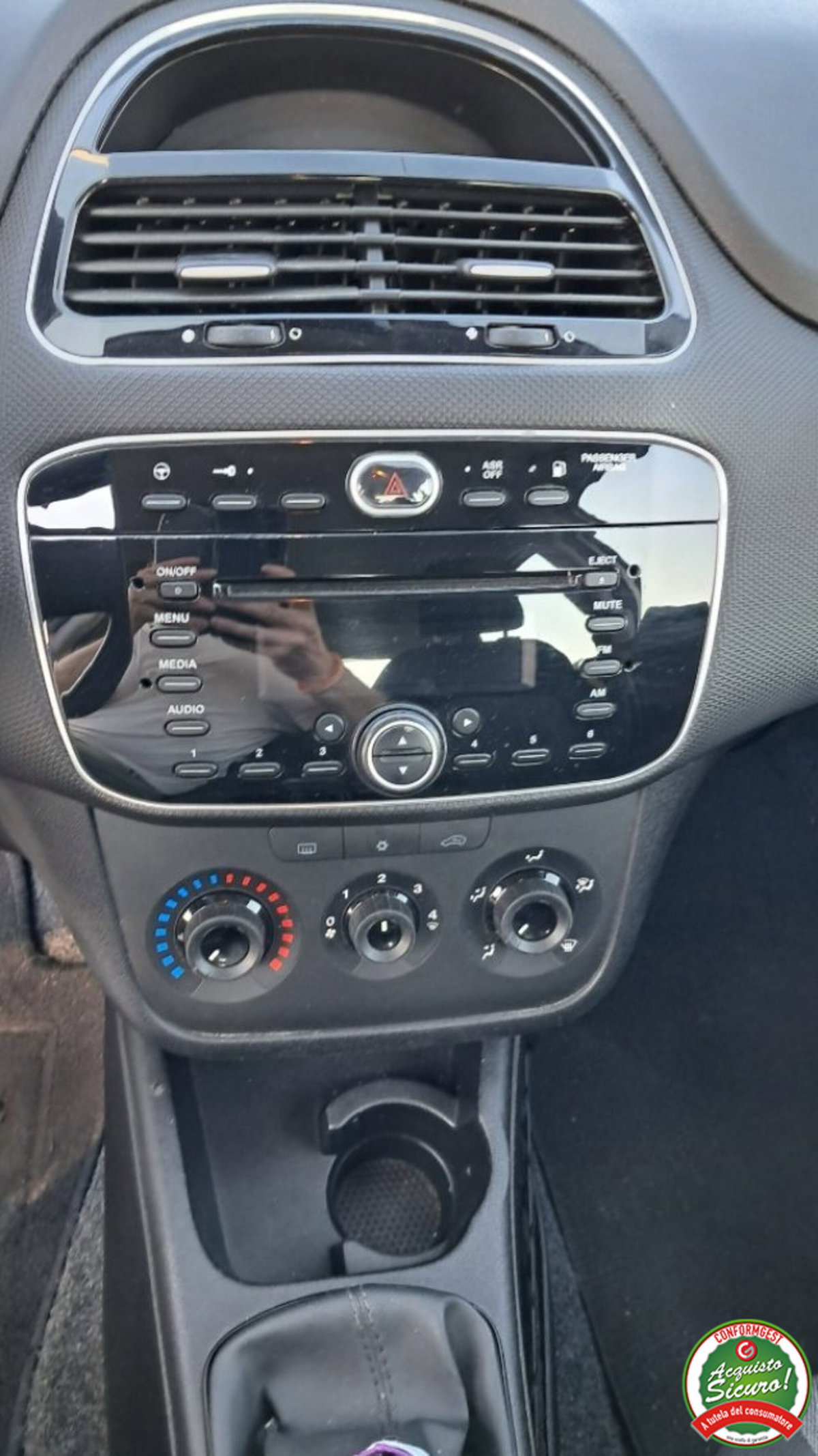 Fiat Punto 1.4 8V 5 porte Natural Power Street (6)