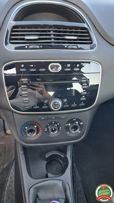 Fiat Punto 1.4 8V 5 porte Natural Power Street (6)