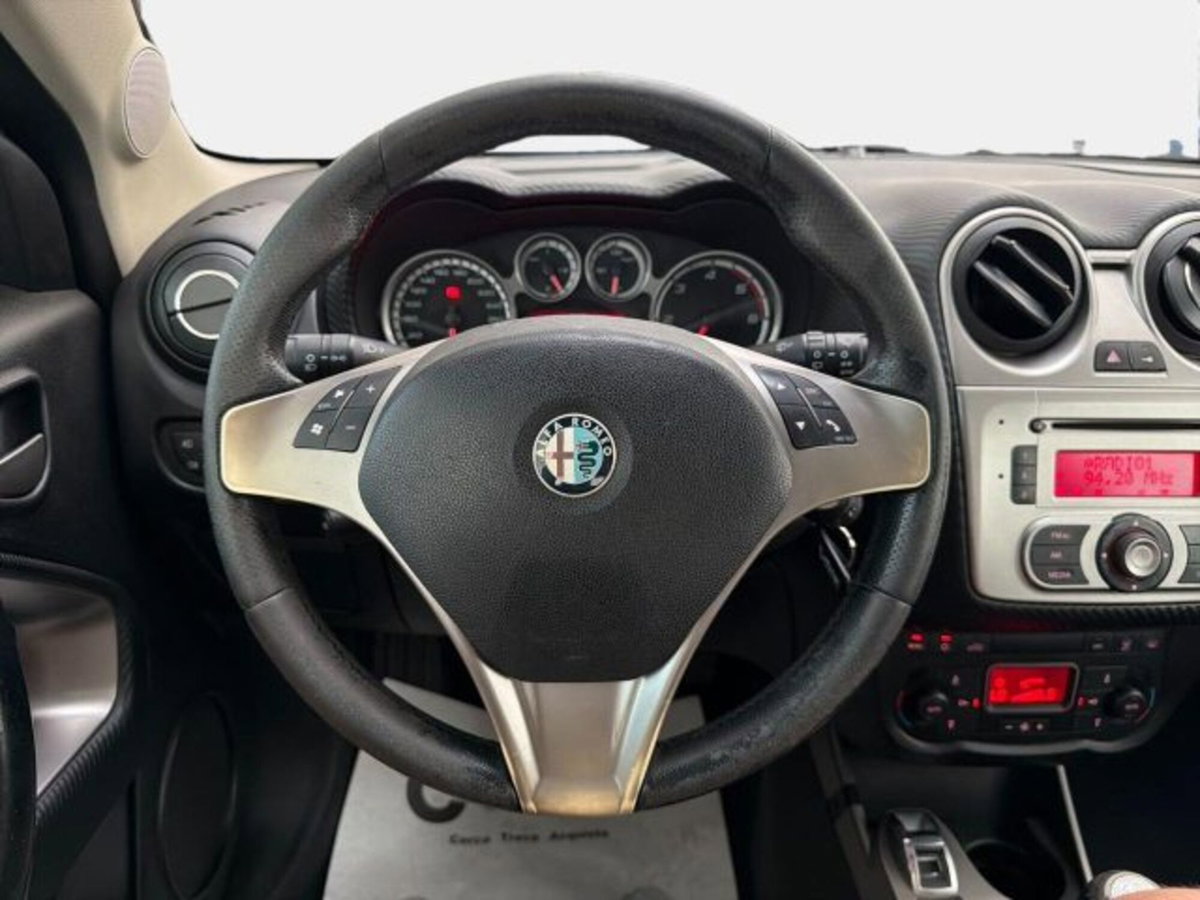 Alfa Romeo MiTo 1.3 JTDm-2 95 CV S&S Distinctive Sport Pack (9)