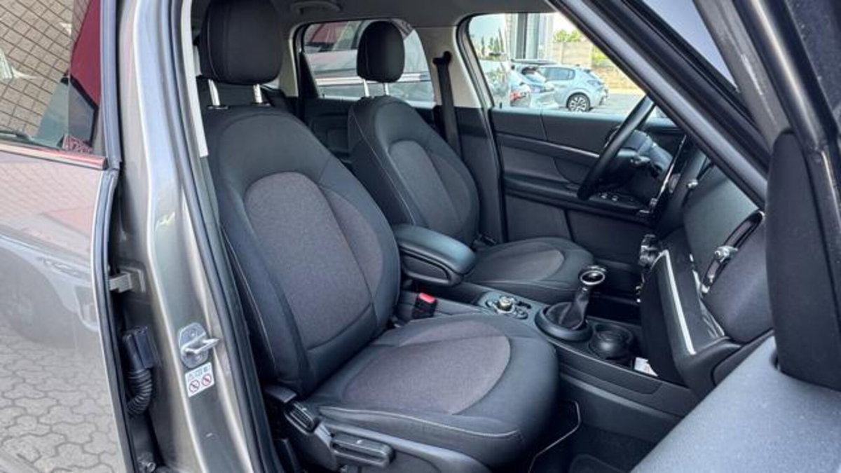 MINI Mini Countryman 1.5 Cooper Business Countryman ALL4 Automatica (11)
