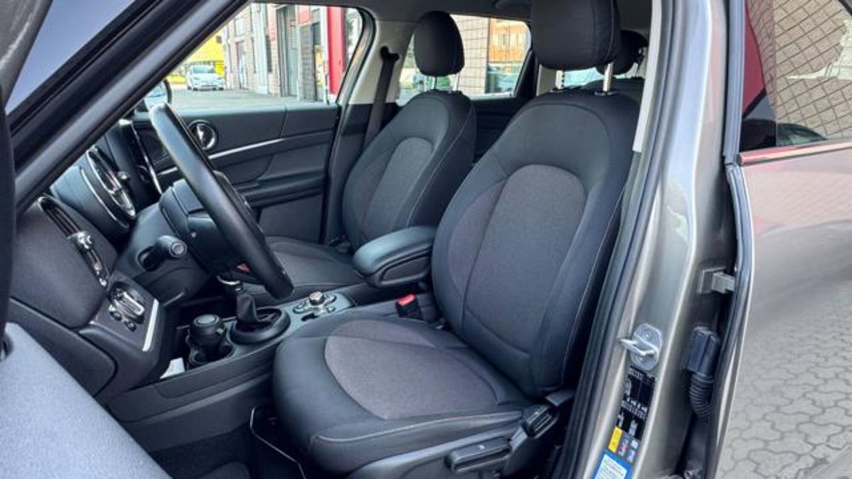 MINI Mini Countryman 1.5 Cooper Business Countryman ALL4 Automatica (12)