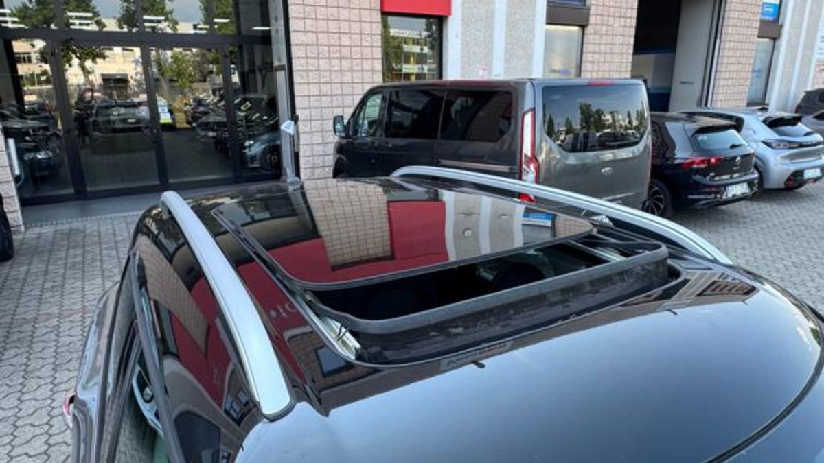MINI Mini Countryman 1.5 Cooper Business Countryman ALL4 Automatica (4)