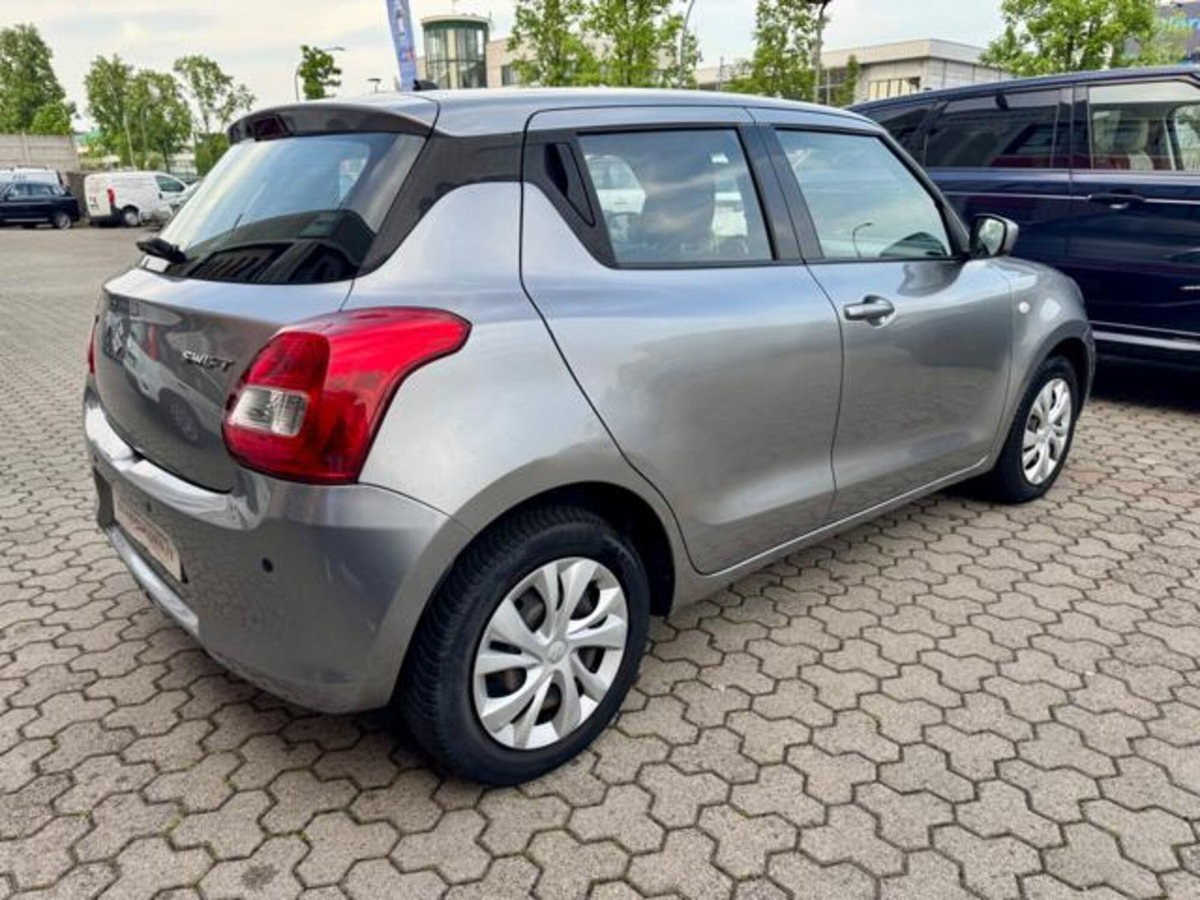 Suzuki Swift 1.2 Dualjet Easy (4)