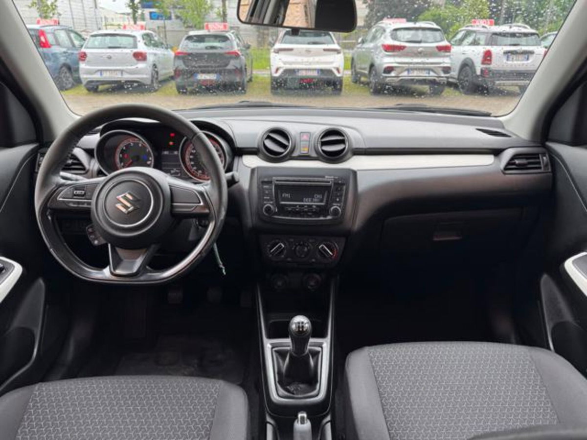 Suzuki Swift 1.2 Dualjet Easy (7)
