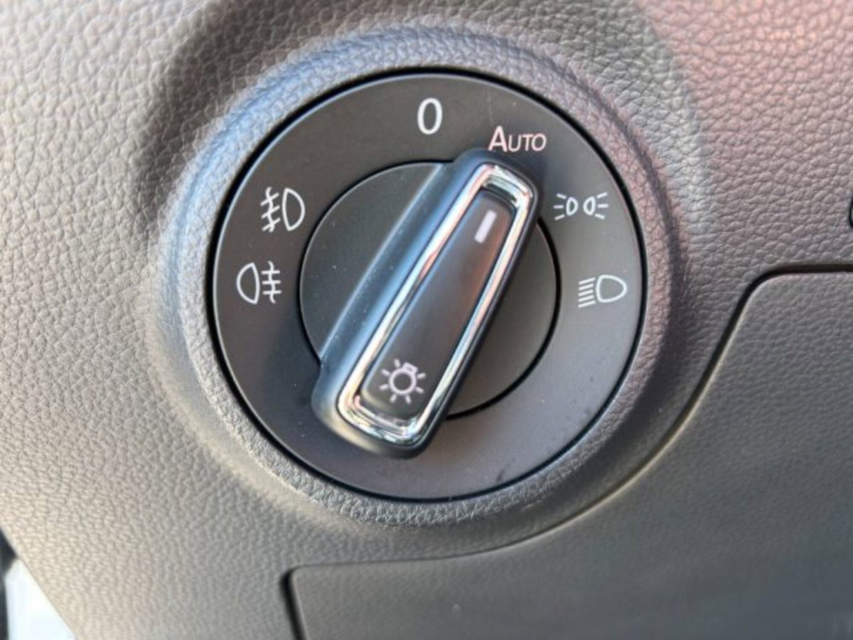 SEAT Ibiza 1.0 TGI 5 porte FR (12)