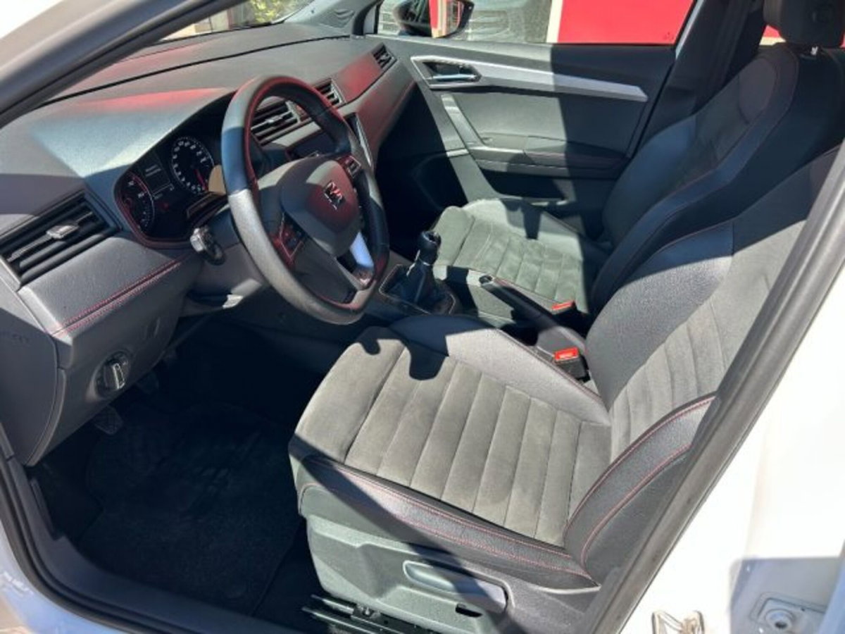 SEAT Ibiza 1.0 TGI 5 porte FR (5)