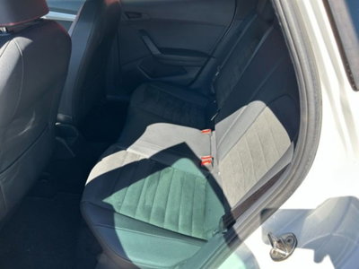 SEAT Ibiza 1.0 TGI 5 porte FR (6)