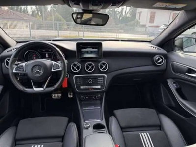 Mercedes-Benz GLA SUV 220 d Automatic 4Matic Premium (11)