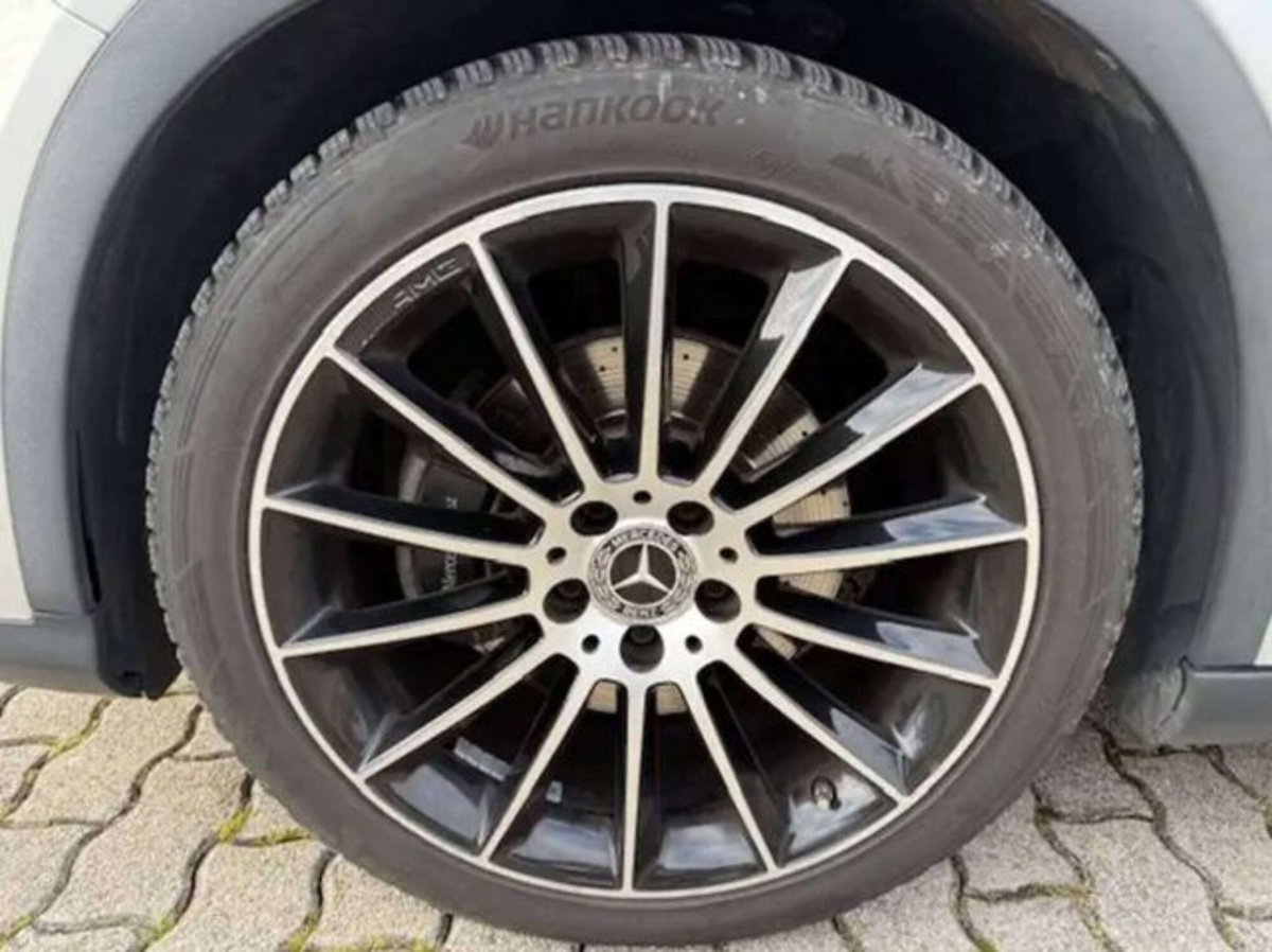 Mercedes-Benz GLA SUV 220 d Automatic 4Matic Premium (8)