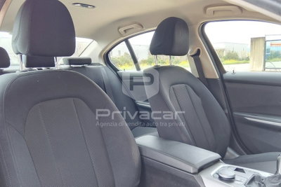 BMW Serie 3 318d (13)