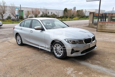 BMW Serie 3 318d (3)