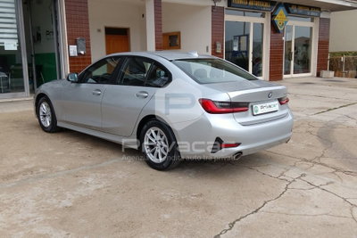 BMW Serie 3 318d (6)