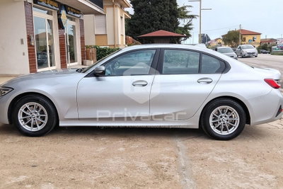BMW Serie 3 318d (7)