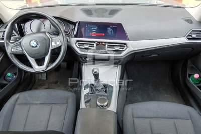 BMW Serie 3 318d (9)