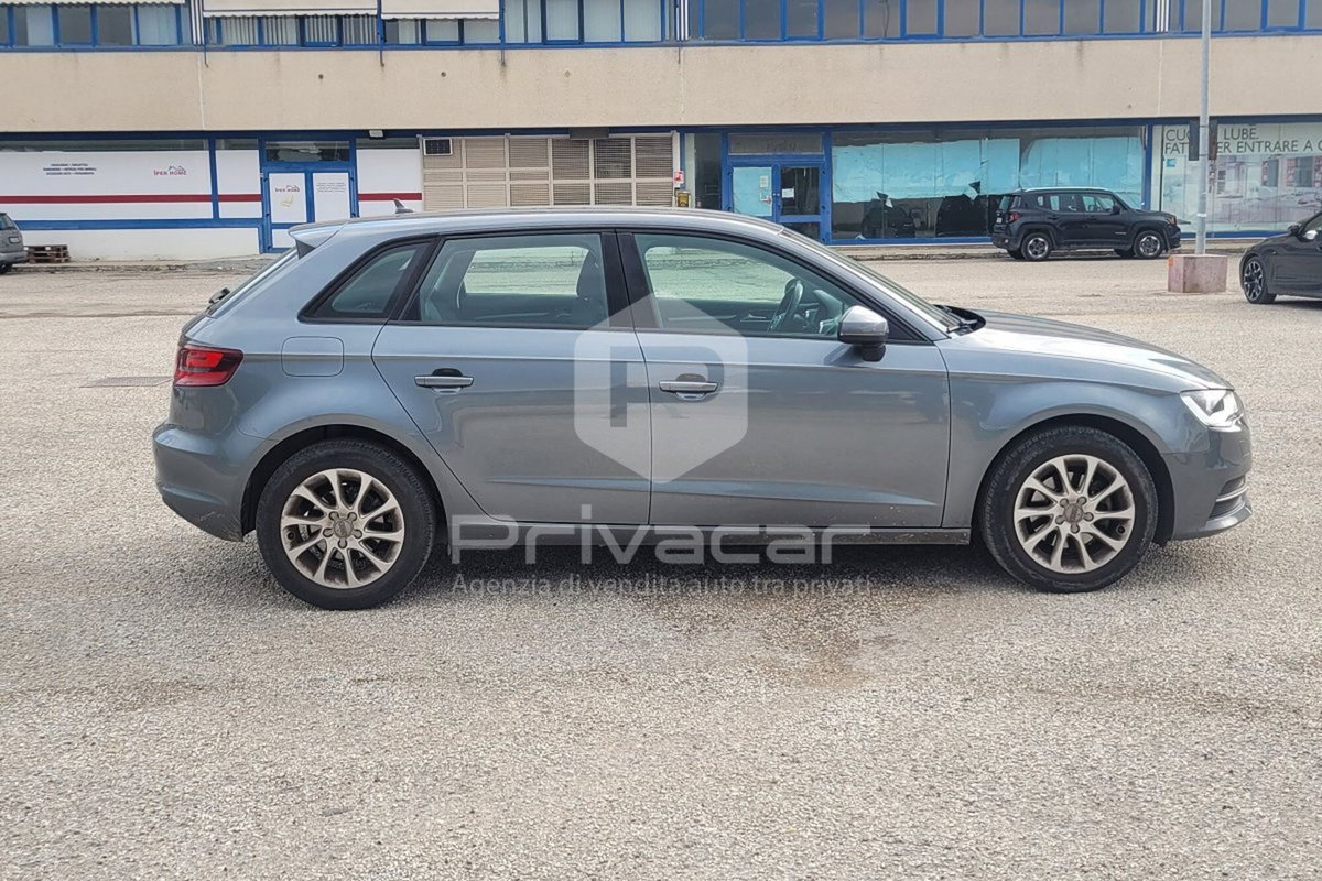 Audi A3 Sportback 1.6 TDI clean diesel S tronic Business (4)