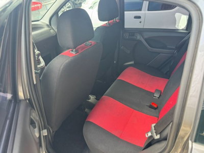 Fiat Panda 1.2 Emotion (3)