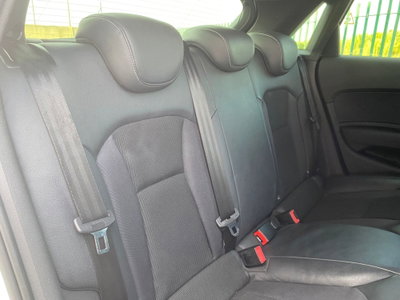 Audi A1 1.6 TDI S tronic S line edition (19)