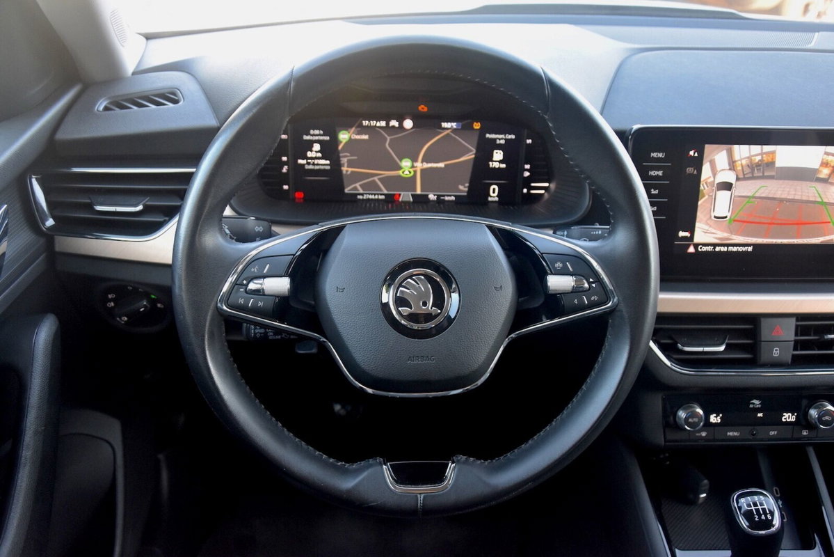 Skoda Kamiq 1.0 TSI 110 CV DSG Style (16)