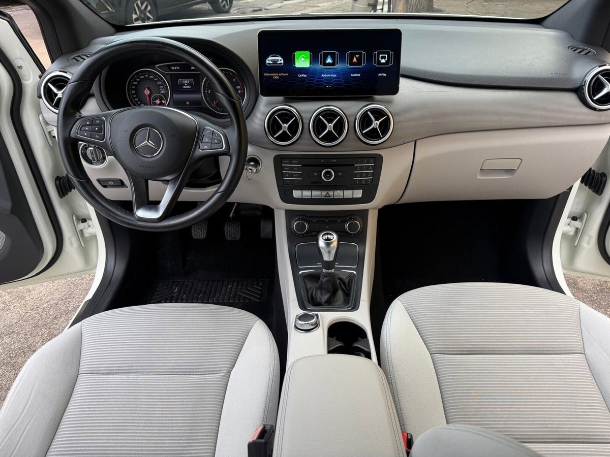 Mercedes-Benz Classe A 160 CDI Executive (4)