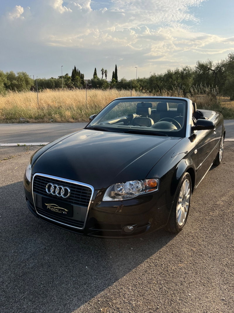 Audi A4 Cabrio Cabriolet 2.0 16V TFSI multitronic