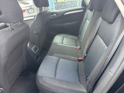 Citroen C4 1.6 HDi 110CV Classique (9)