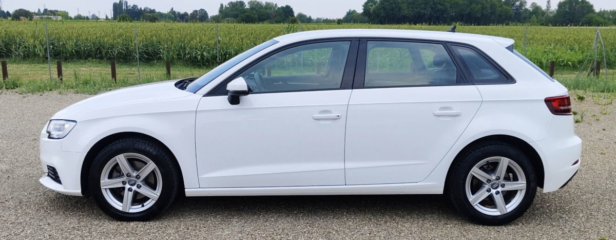 Audi A3 Sportback 30 TDI Admired (20)