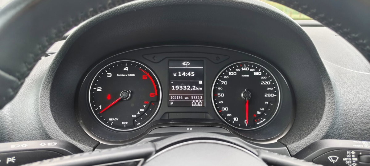 Audi A3 Sportback 30 TDI Admired (10)