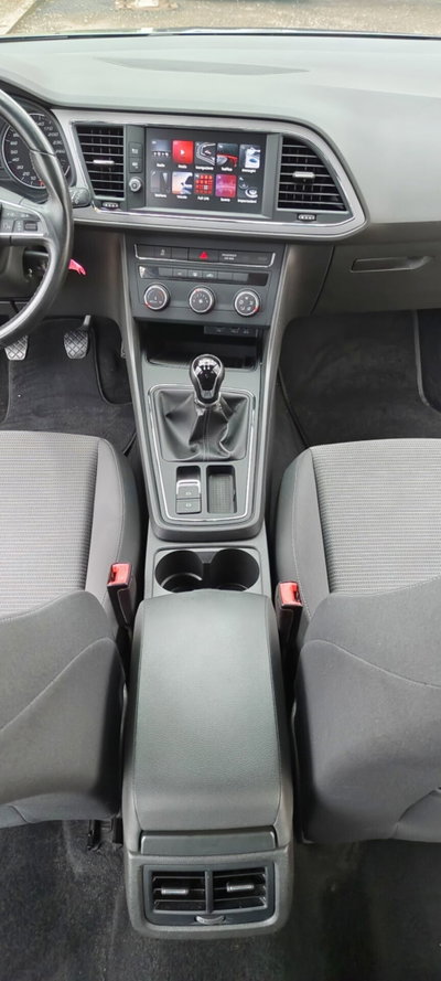 SEAT Leon 1.6 TDI 115 CV 5p. Business (17)