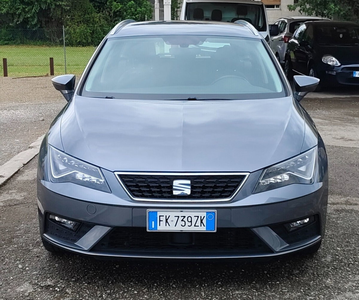 SEAT Leon 1.6 TDI 115 CV 5p. Business (2)