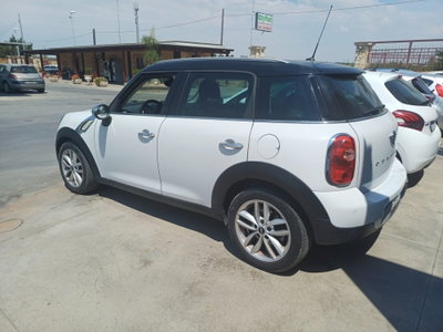 MINI Mini Countryman 1.6 Cooper D Countryman (2)