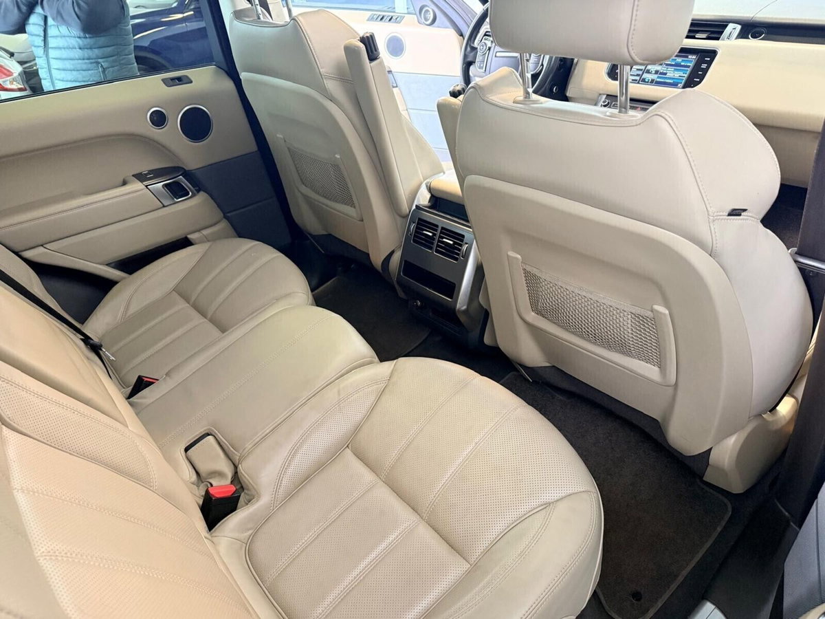 Land Rover Range Rover Sport 3.0 TDV6 SE (18)