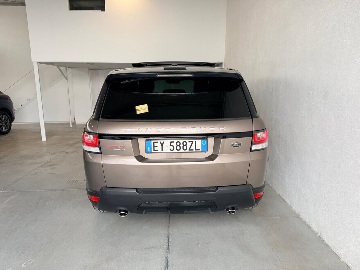 Land Rover Range Rover Sport 3.0 TDV6 SE (6)