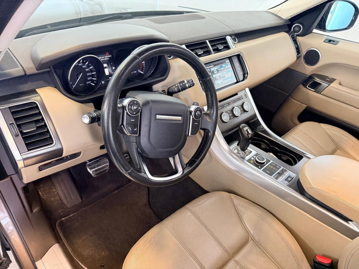 Land Rover Range Rover Sport 3.0 TDV6 SE (9)