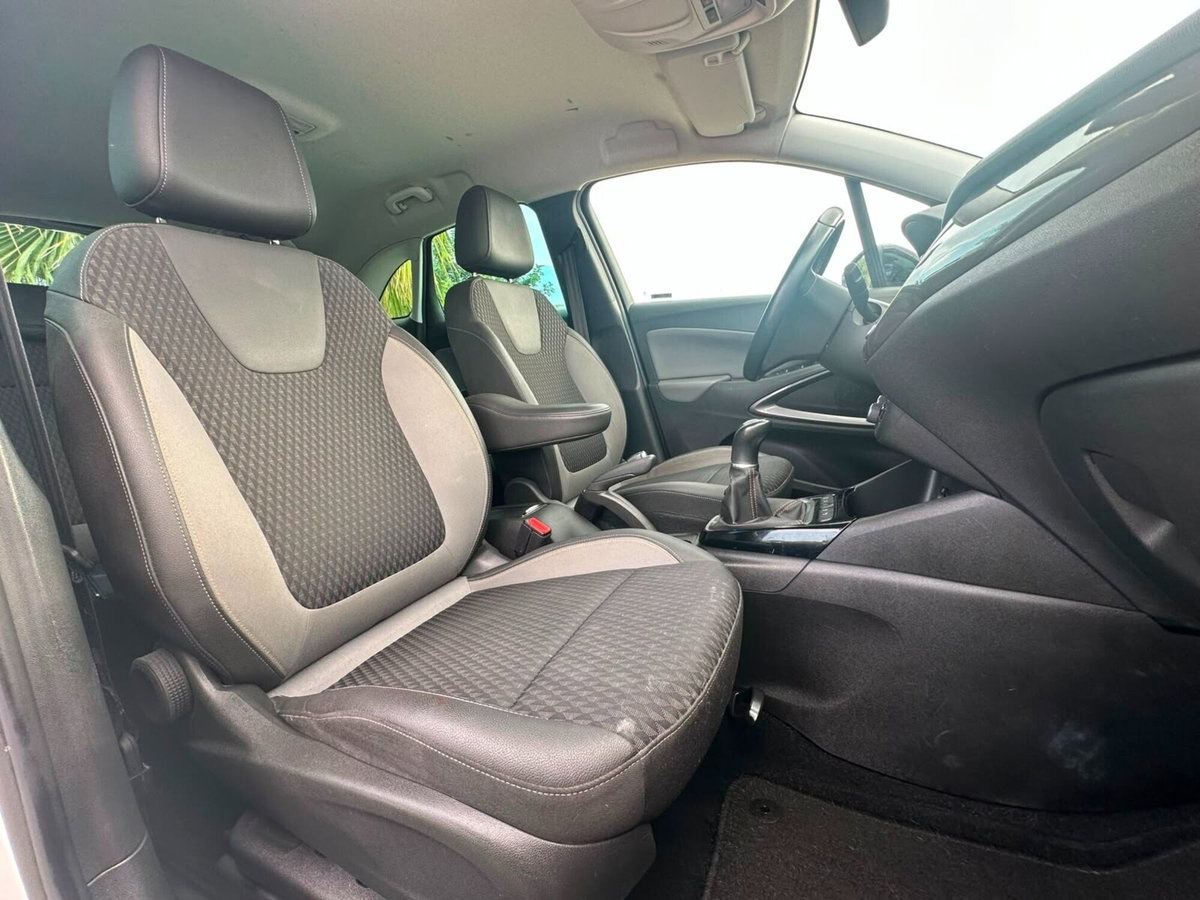 Opel Crossland X 1.6 ECOTEC D 8V Start&Stop Ultimate (13)