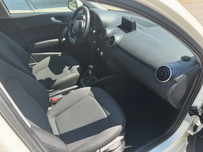Audi A1 1.6 TDI Ambition (10)