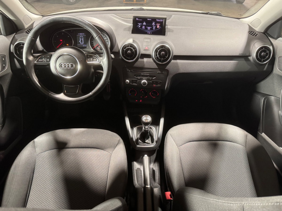 Audi A1 1.6 TDI Ambition (16)