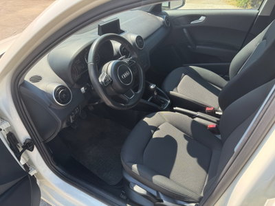 Audi A1 1.6 TDI Ambition (9)