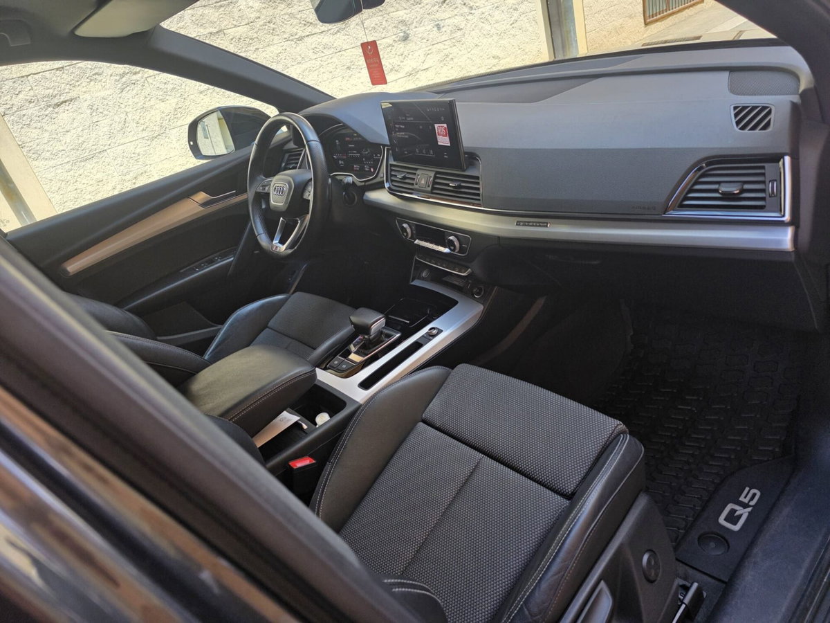 Audi Q5 40 TDI 204 CV quattro S tronic S line plus (14)